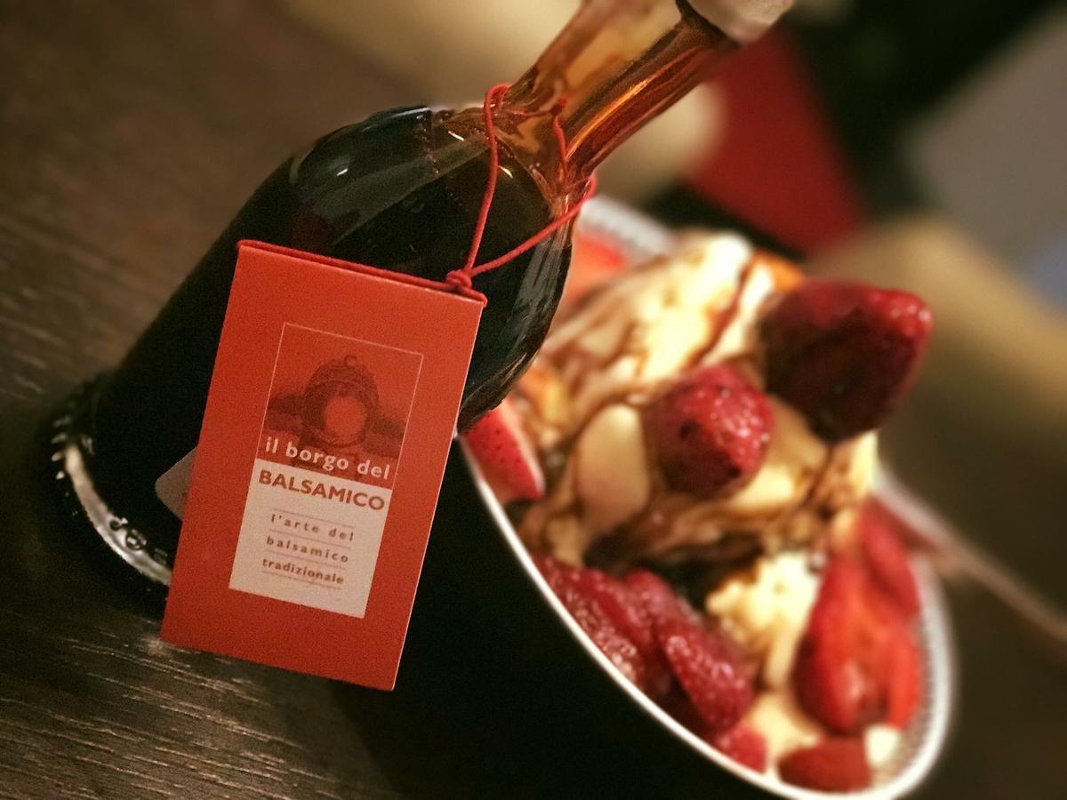 Le Dimore De Il Borgo Del Balsamico Albinea Bagian luar foto